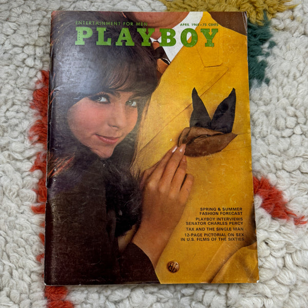 PLAYBOY APRIL 1968 DOLLY READ & GAYE RENNIE - Dazed Vintage