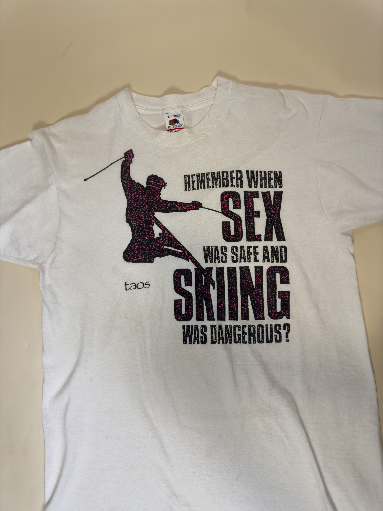 1990S FRUIT OF THE LOOM SKIING & SEX T-SHIRT