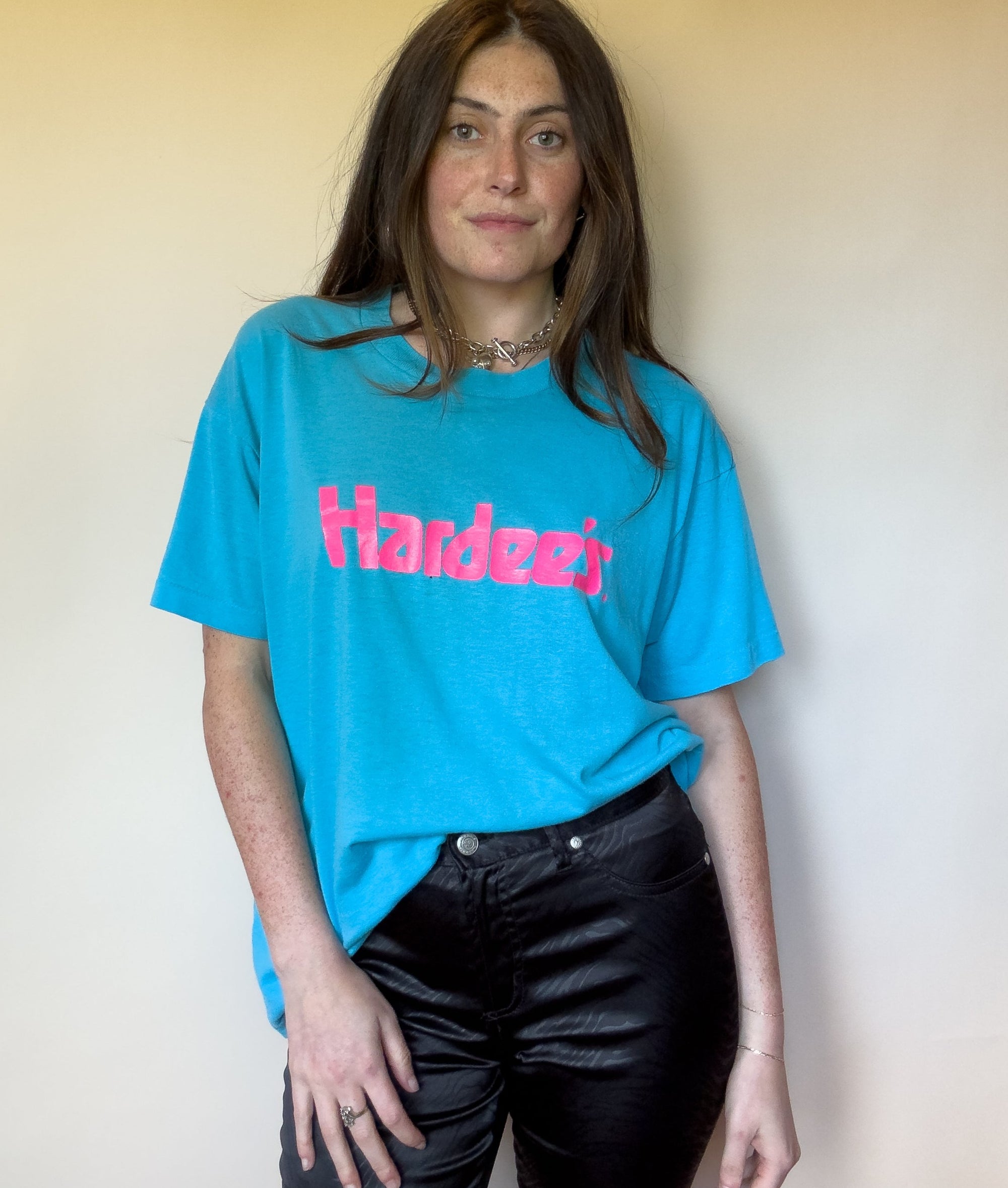 1980S HARDEES LOGO T-SHIRT