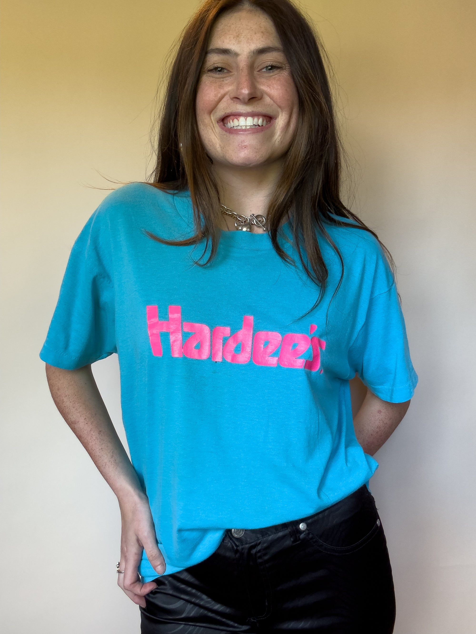 1980S HARDEES LOGO T-SHIRT